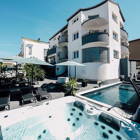 Holiday Apartments Amarilis Пакоштане Экстерьер фото