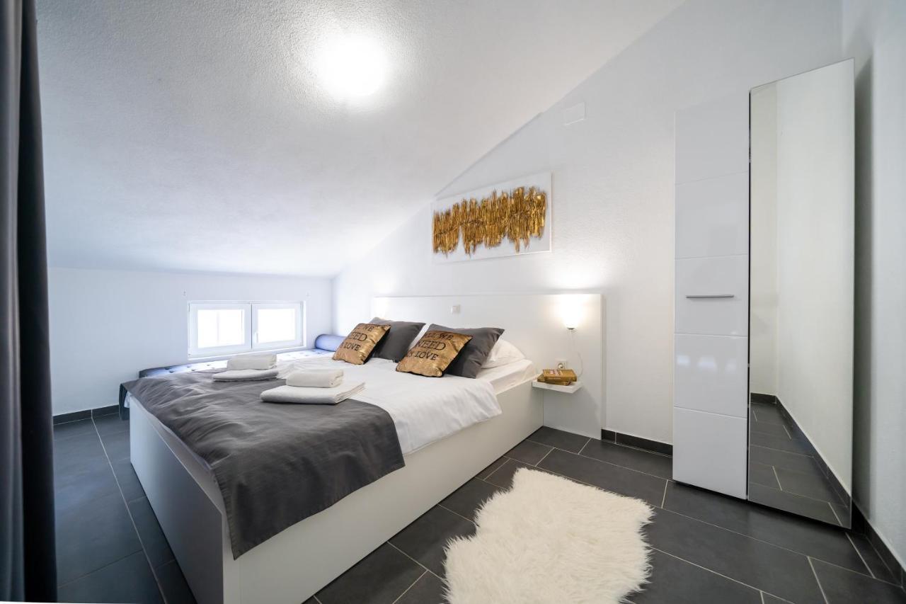 Holiday Apartments Amarilis Пакоштане Экстерьер фото