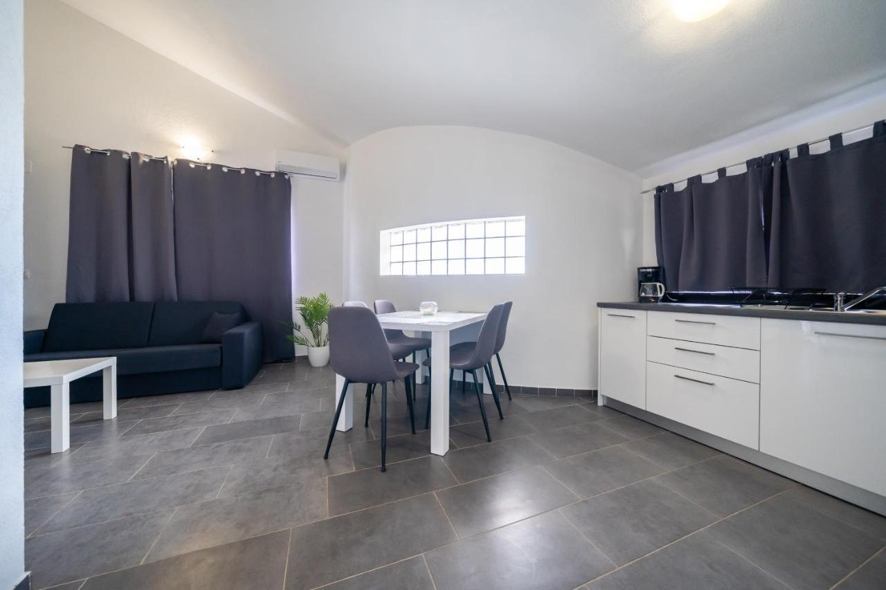 Holiday Apartments Amarilis Пакоштане Экстерьер фото