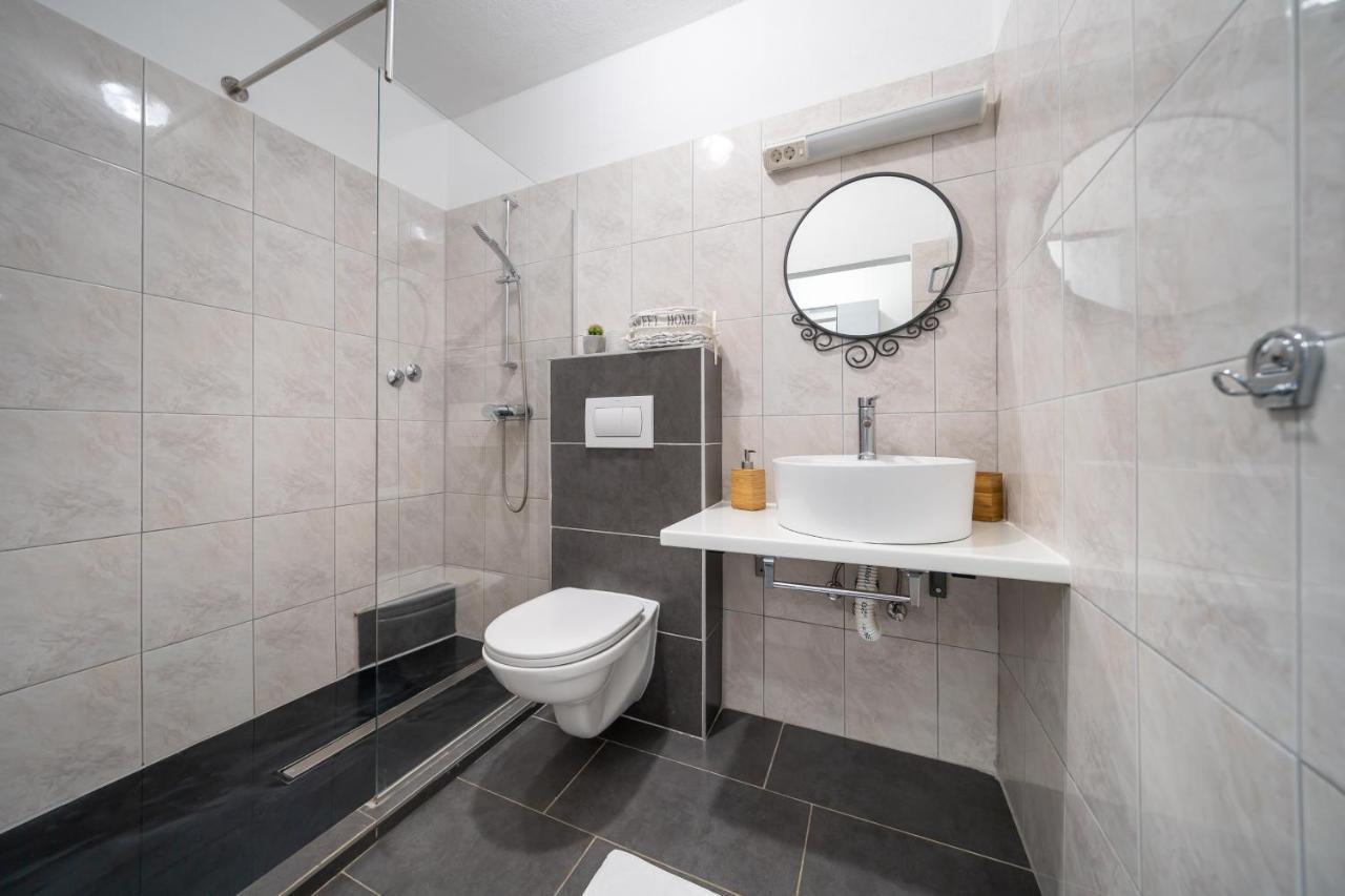 Holiday Apartments Amarilis Пакоштане Экстерьер фото