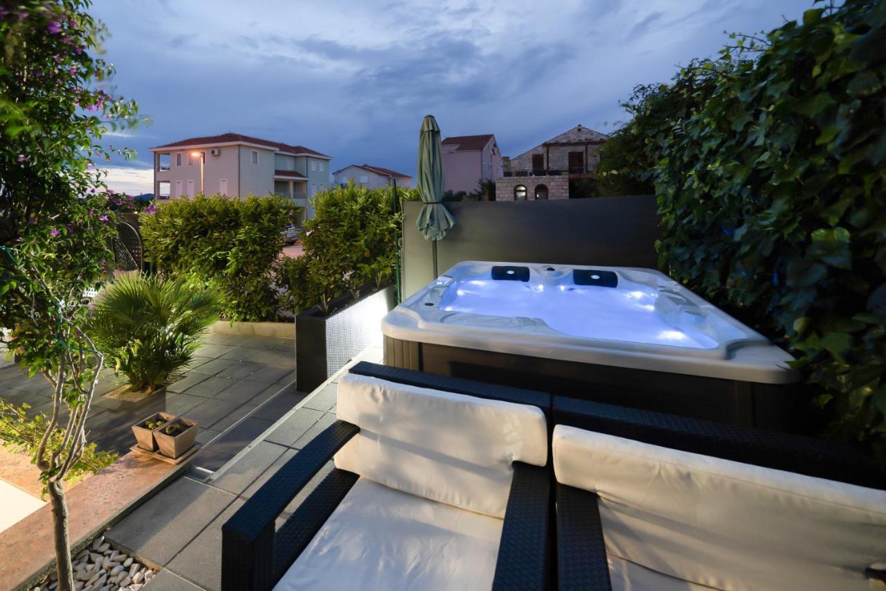 Holiday Apartments Amarilis Пакоштане Экстерьер фото