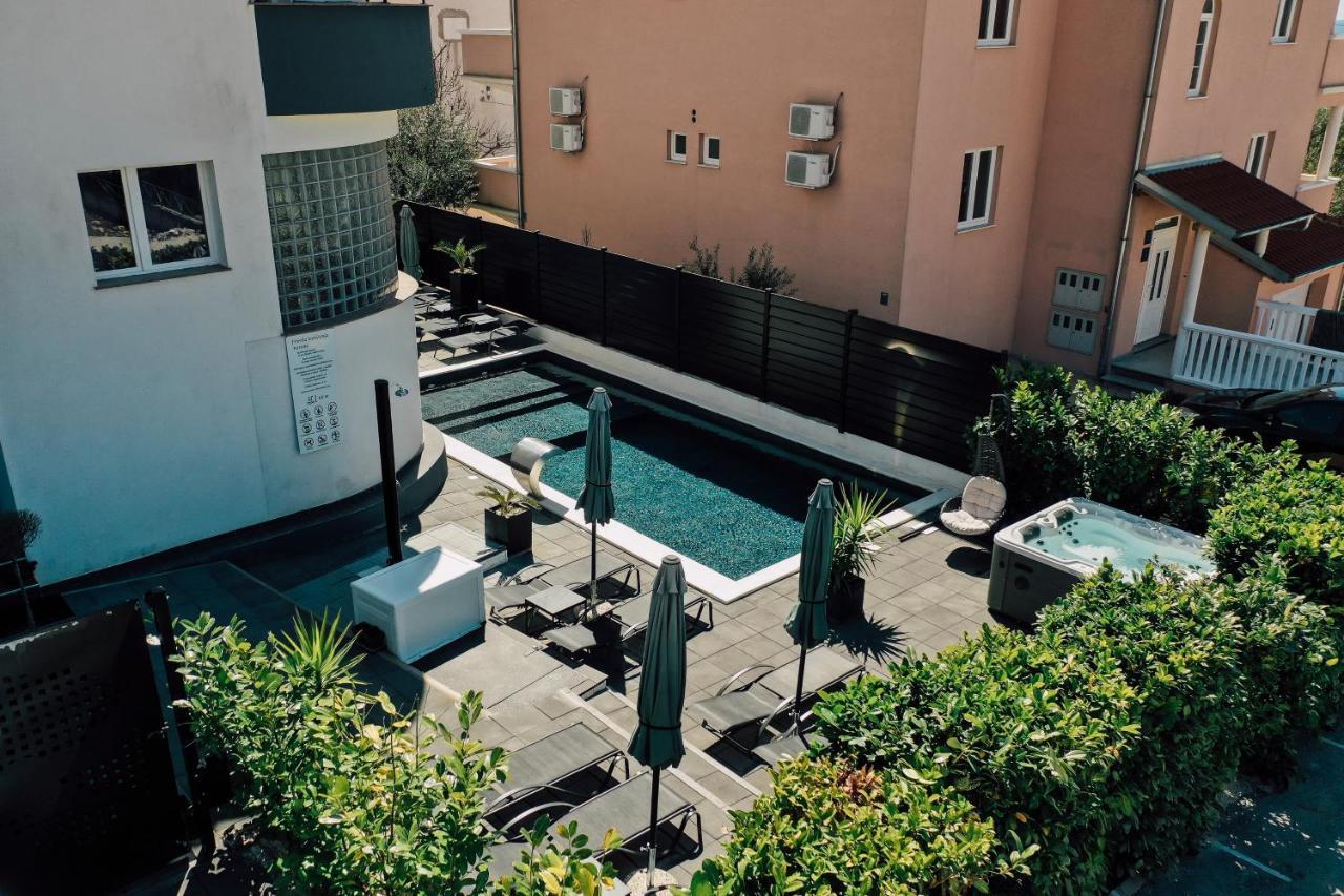 Holiday Apartments Amarilis Пакоштане Экстерьер фото