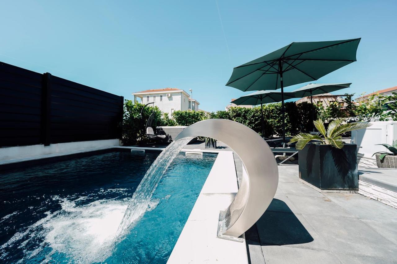 Holiday Apartments Amarilis Пакоштане Экстерьер фото
