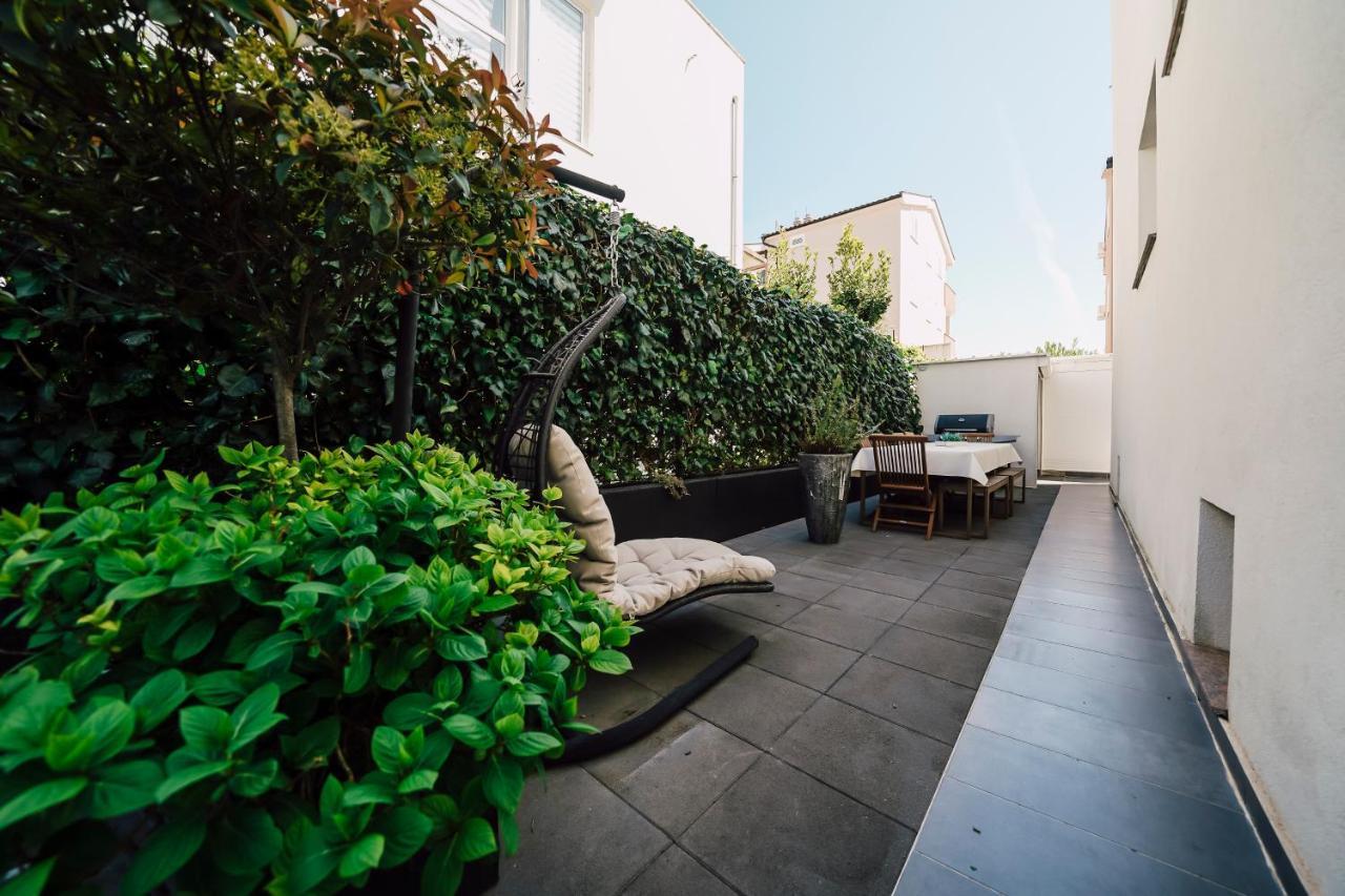 Holiday Apartments Amarilis Пакоштане Экстерьер фото