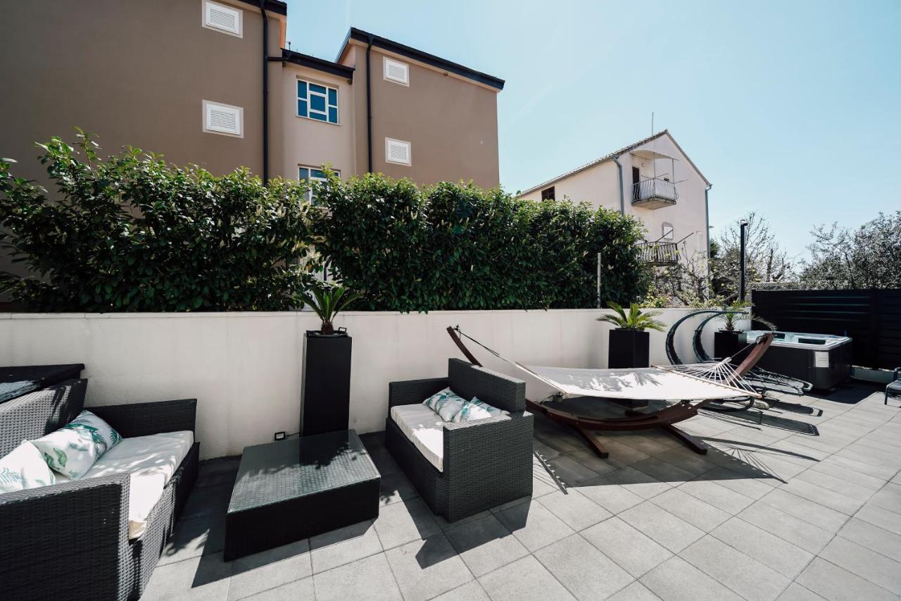 Holiday Apartments Amarilis Пакоштане Экстерьер фото